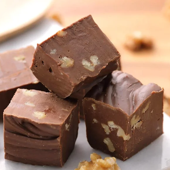 Dark Chocolate Walnut Fudge